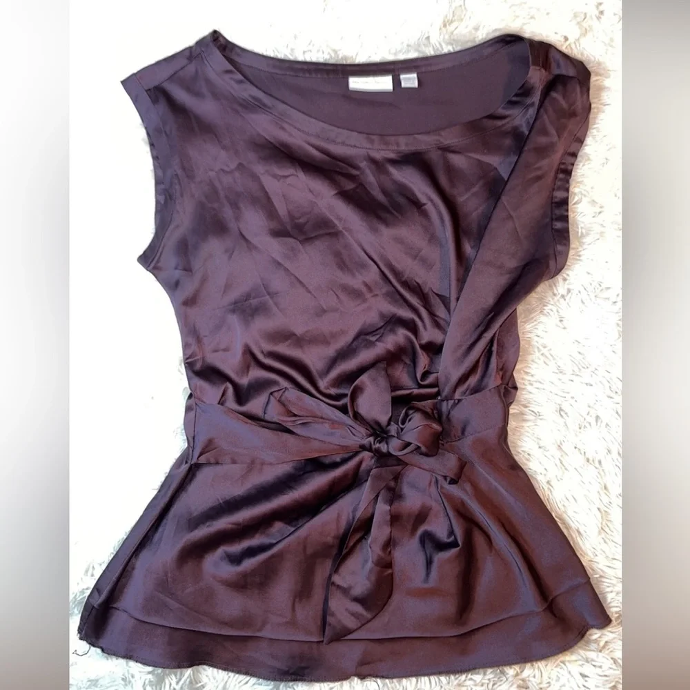 New York & Company wine purple Sleeveless
Blouse size Medium - Picture 9 of 13